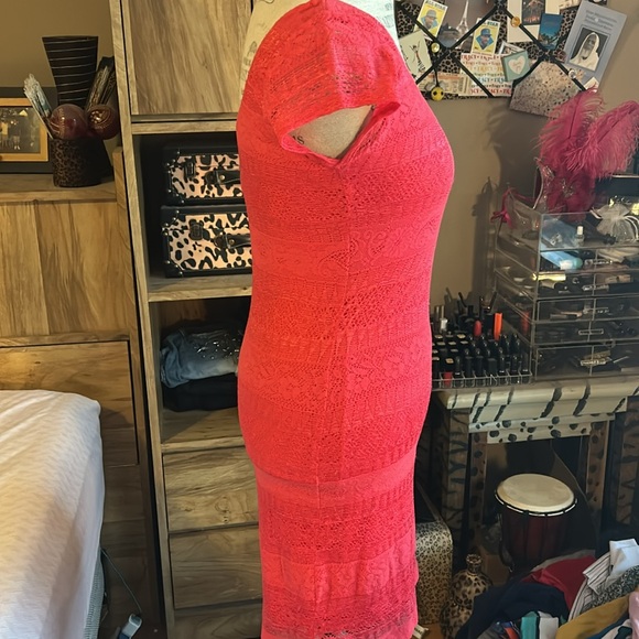 Eight Sixty Pink Lace Stretch Dress- Medium - Picture 2 of 5